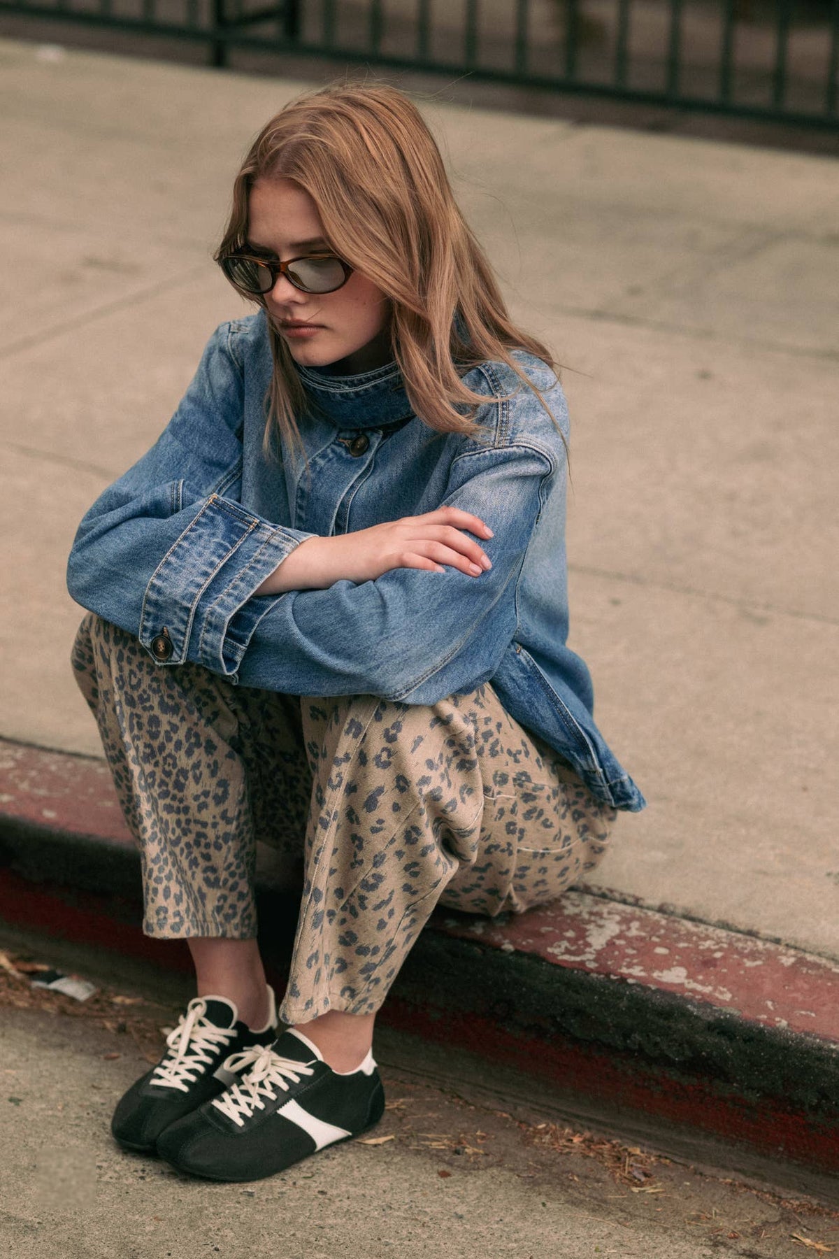 P6171 CHEETAH PRINT BARREL PANTS