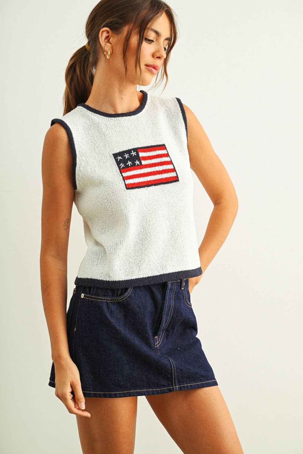 T6411 FLAG KNITTED TOP