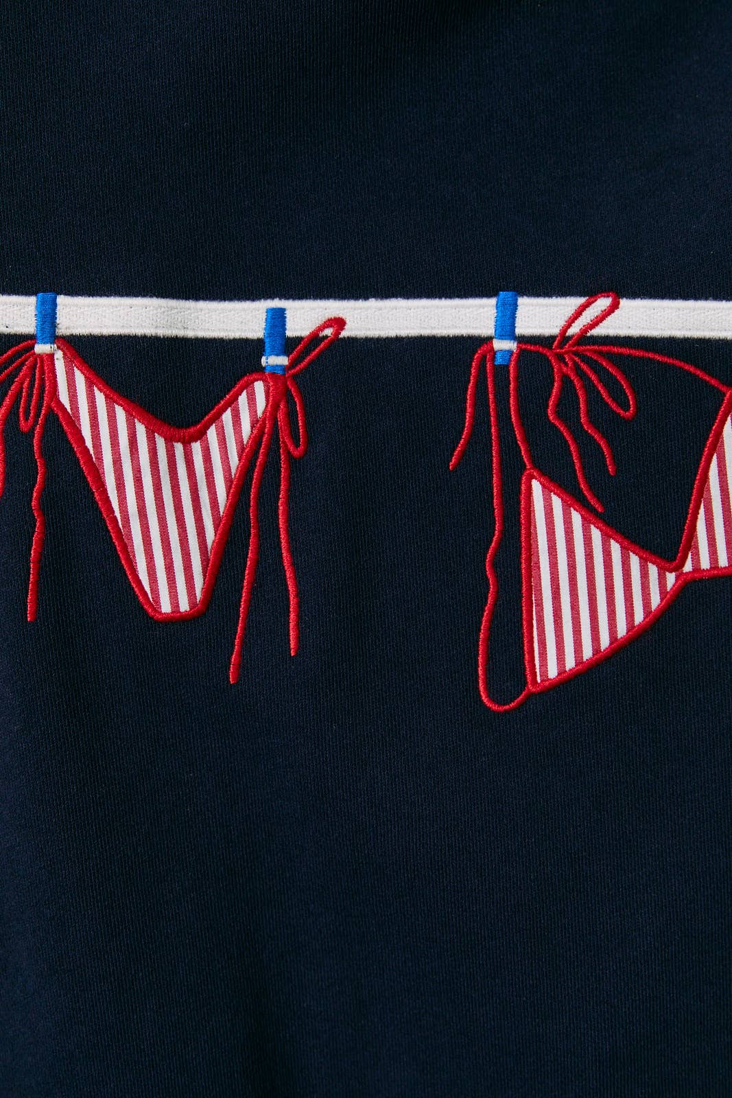 SWEATSHIRTS WITH CUTE GRAPHICS ON FRONT