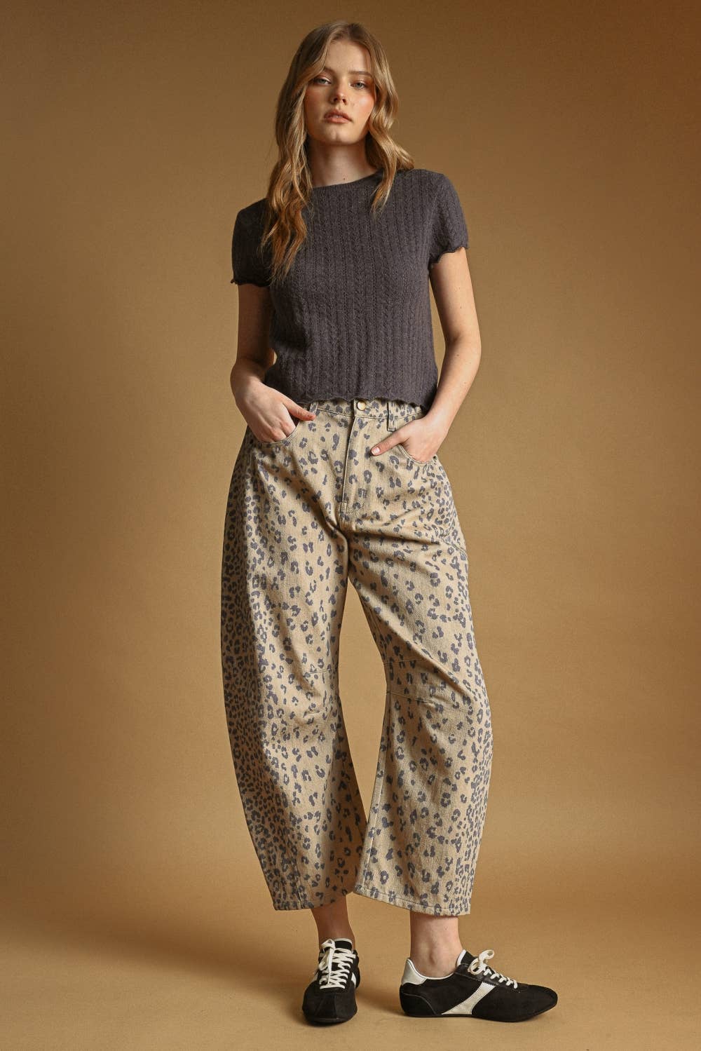 P6171   CHEETAH PRINT BARREL PANTS