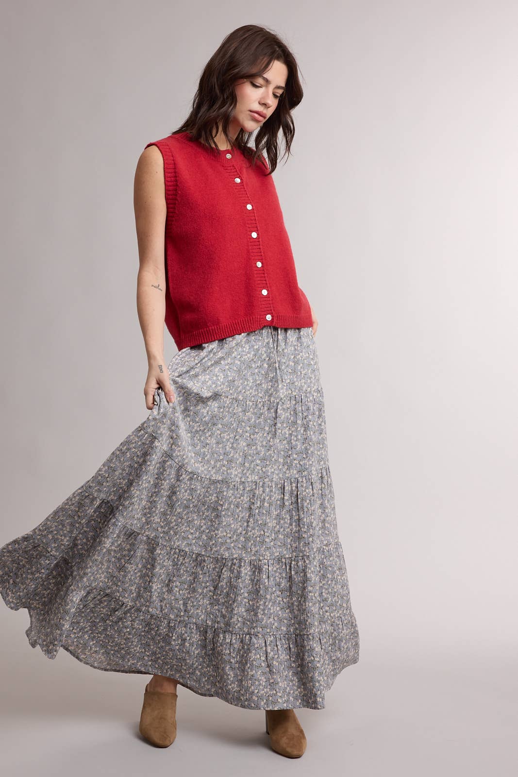 SLEEVELESS SWEATER VEST / WL26-13059